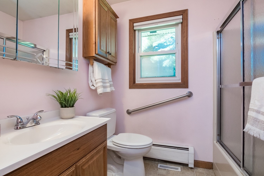 63 Tinkham Road Springfield, MA 01129 - Photo 17 of 22 Gallery Image 17