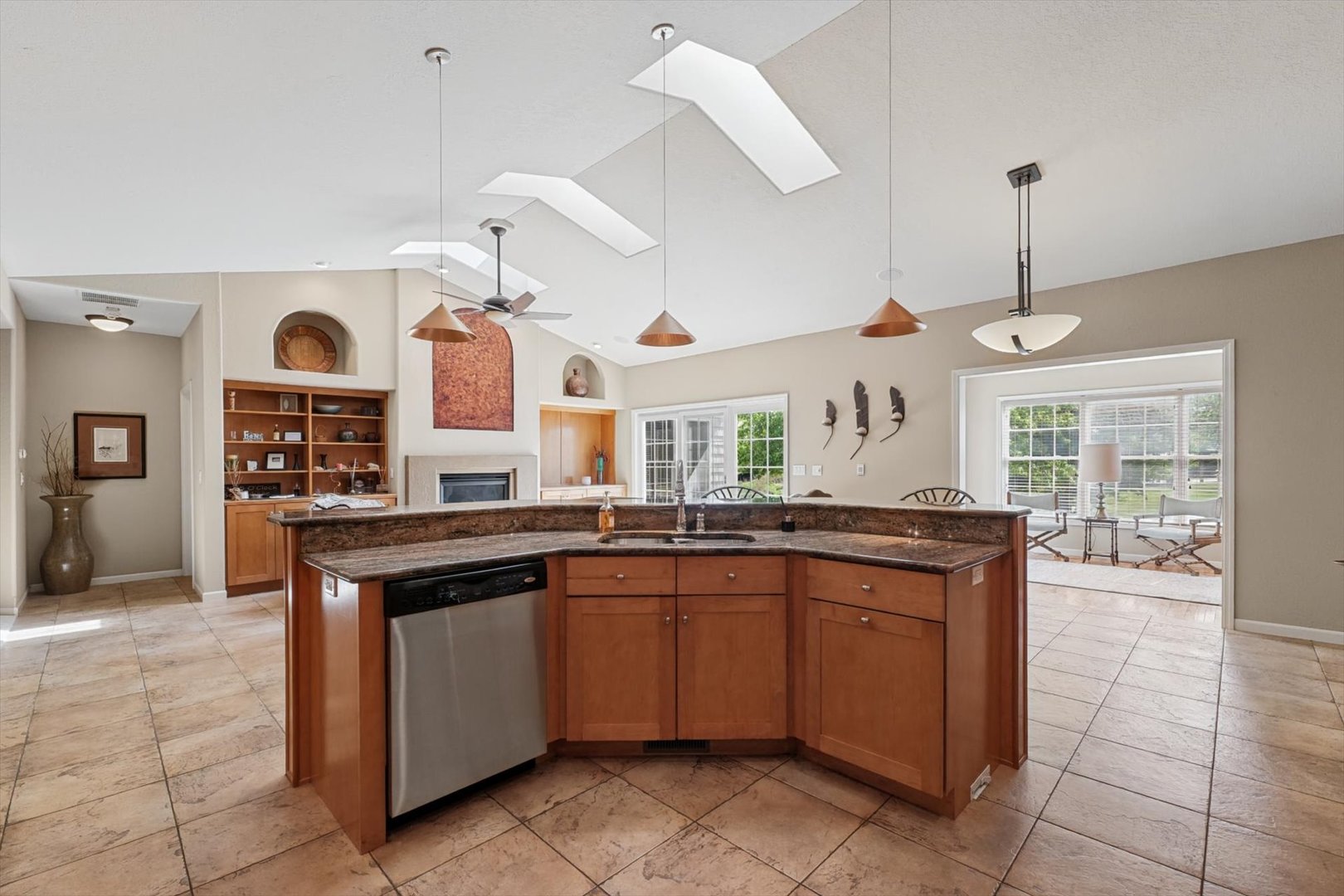 1626 Cobblefield Road, Unit 1626 Champaign, IL 61822 - Photo 15 of 44 Gallery Image 15