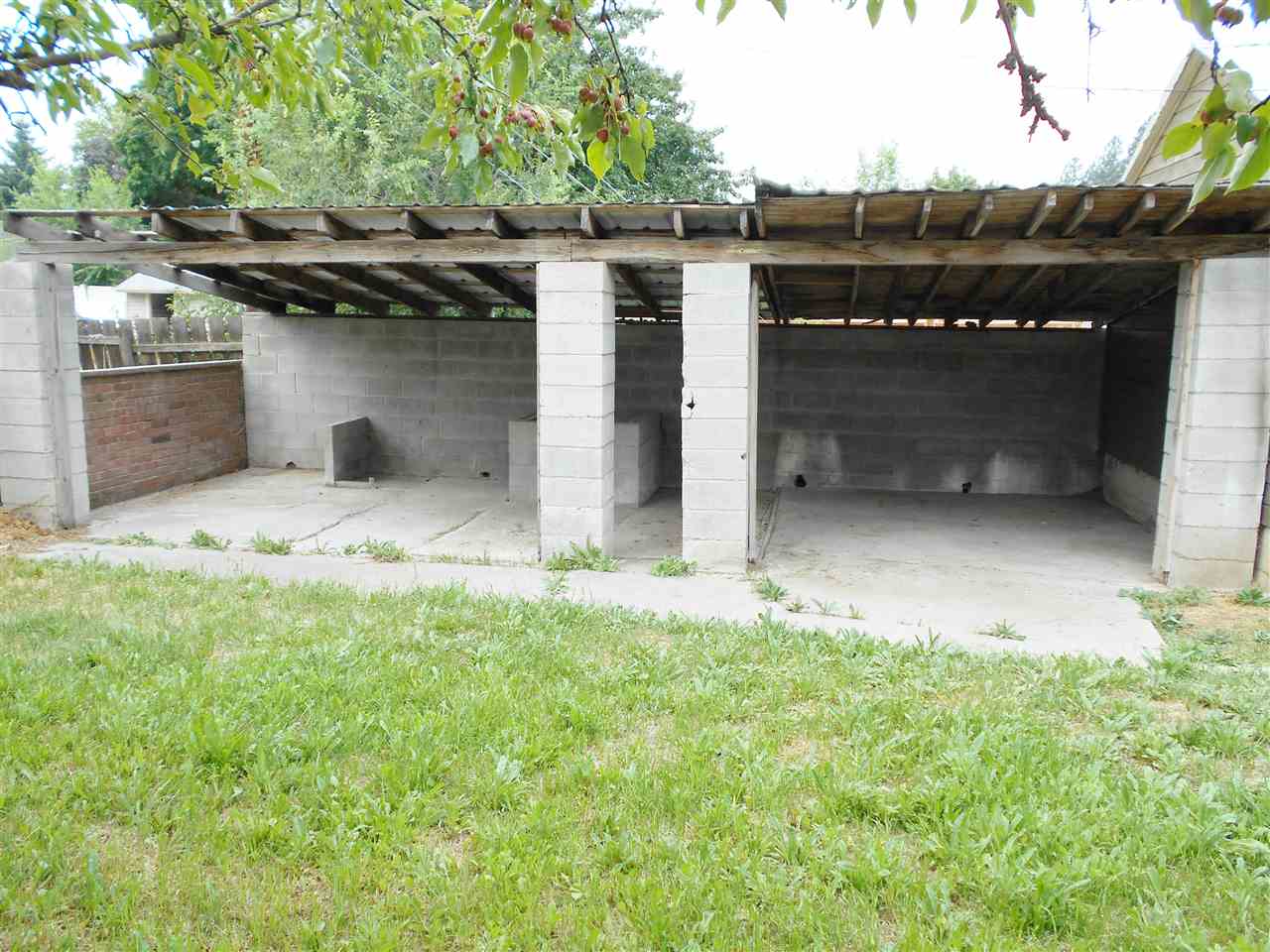 304 East Hawthorne Road Spokane, WA 99218 - Photo 19 of 20