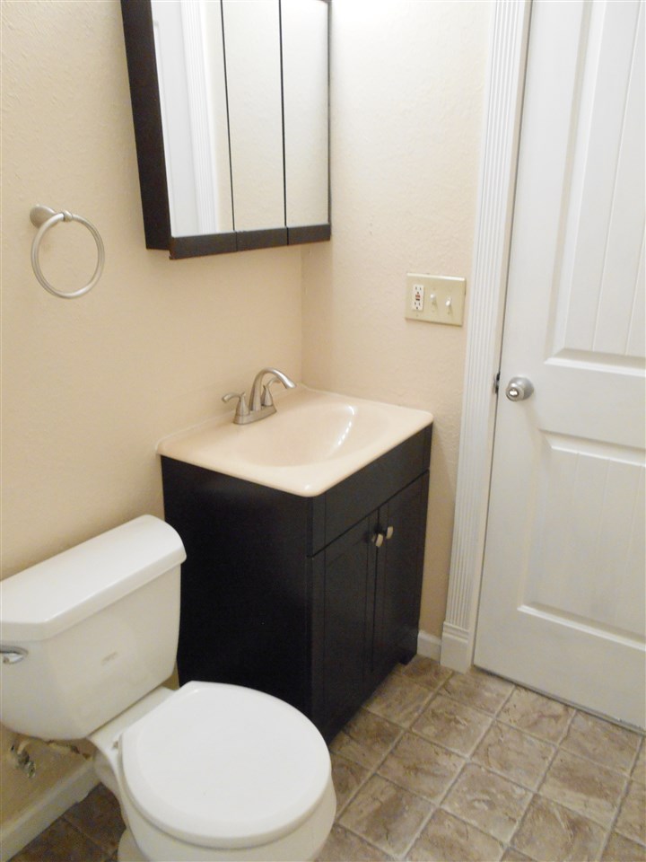 304 East Hawthorne Road Spokane, WA 99218 - Photo 8 of 20
