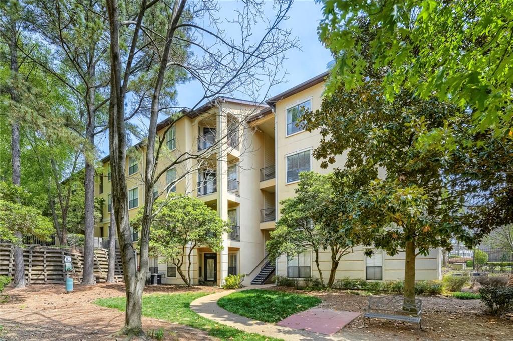 3777 Peachtree Road Northeast, Unit 1205 Brookhaven, GA 30319 - Photo 3 of 37