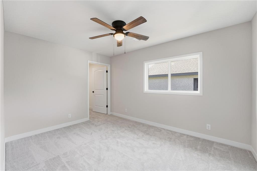 211 Northwest Orchard Street Lee's Summit, MO 64063 - Photo 16 of 35