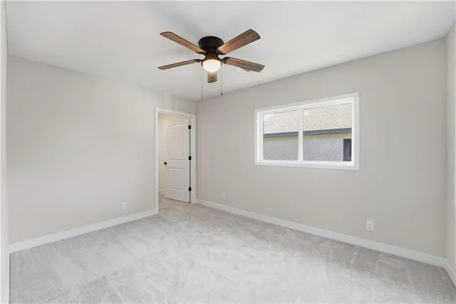 $350,000 | 211 Northwest Orchard Street, Lee's Summit, MO 64063