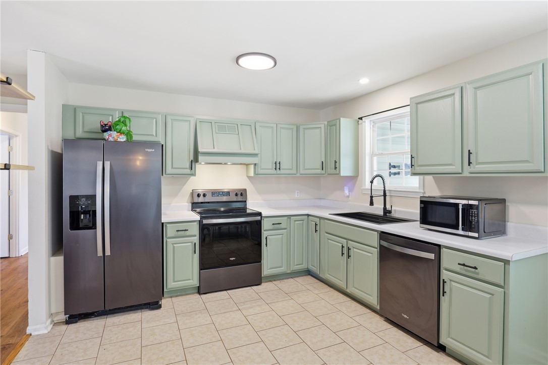 2703 Dellwood Lane Anderson, SC 29621 - Photo 5 of 26