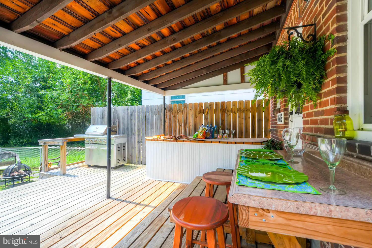 1615 Mussula Road Towson, MD 21286 - Photo 22 of 30 a view of a chairs and table in patio