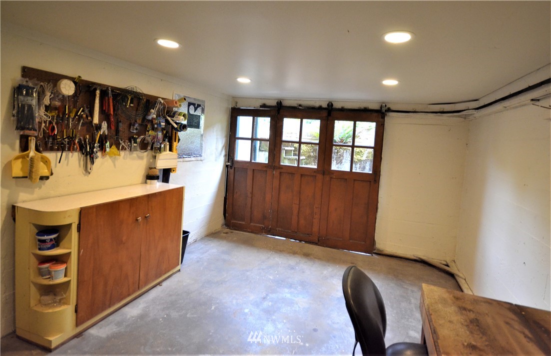 8335 23rd Avenue Northwest Seattle, WA 98117 - Photo 23 of 23