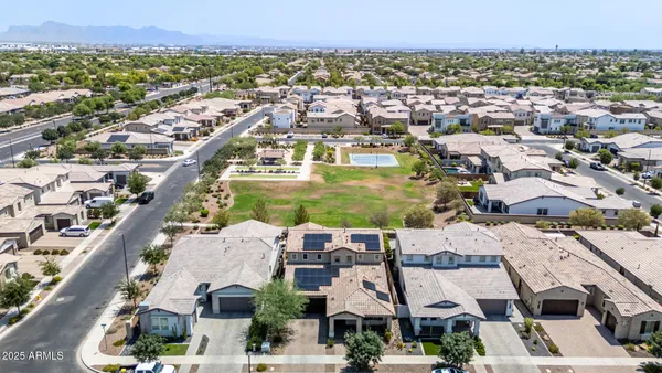 $940,000 | 1657 South Henry Lane, Gilbert, AZ 85295