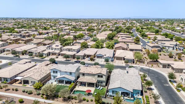 $940,000 | 1657 South Henry Lane, Gilbert, AZ 85295