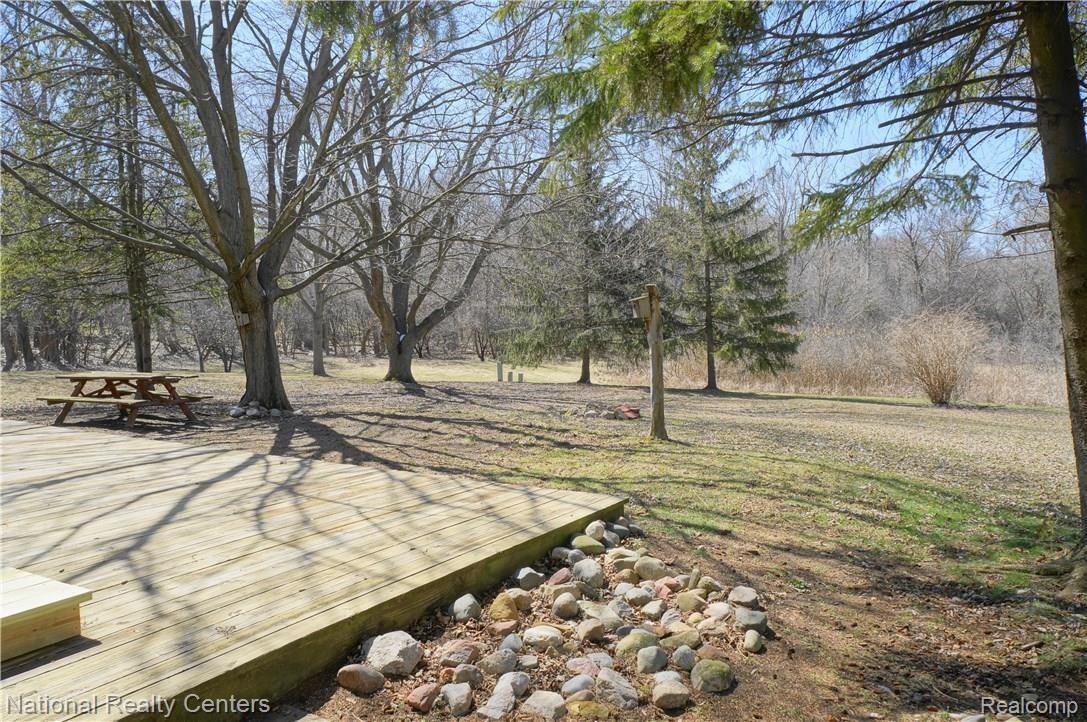 1275 West Fairview Lane Rochester, MI 48306 - Photo 30 of 30 DSC09910 (1).JPG