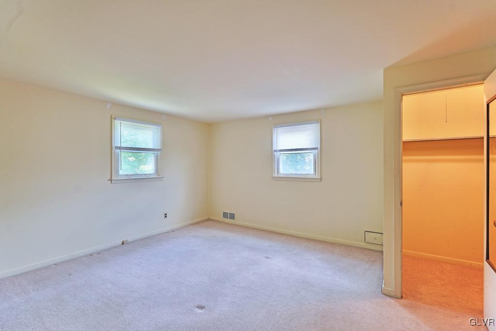 2170 Barrington Road Bethlehem, PA 18018 - Photo 17 of 39 Gallery Image 17
