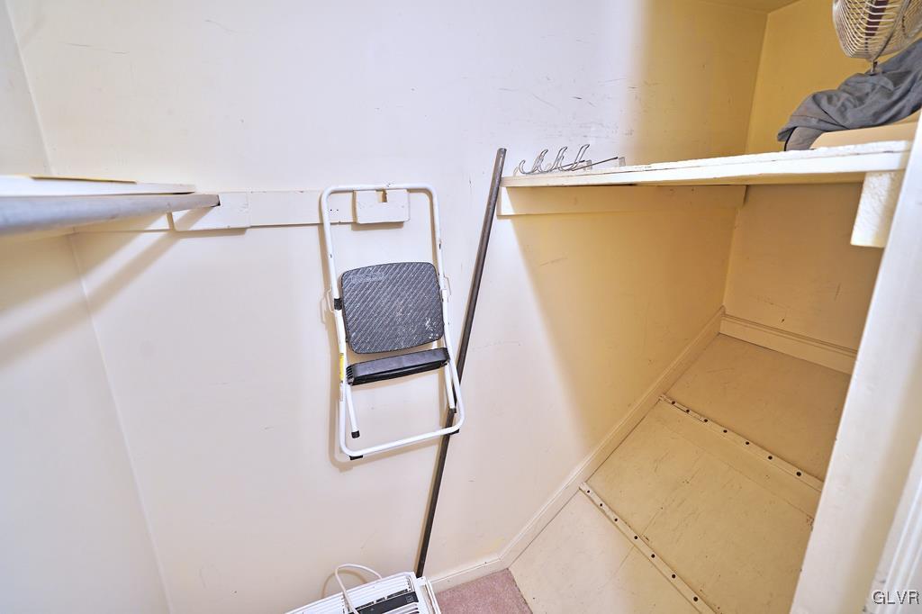 2170 Barrington Road Bethlehem, PA 18018 - Photo 19 of 39 Gallery Image 19