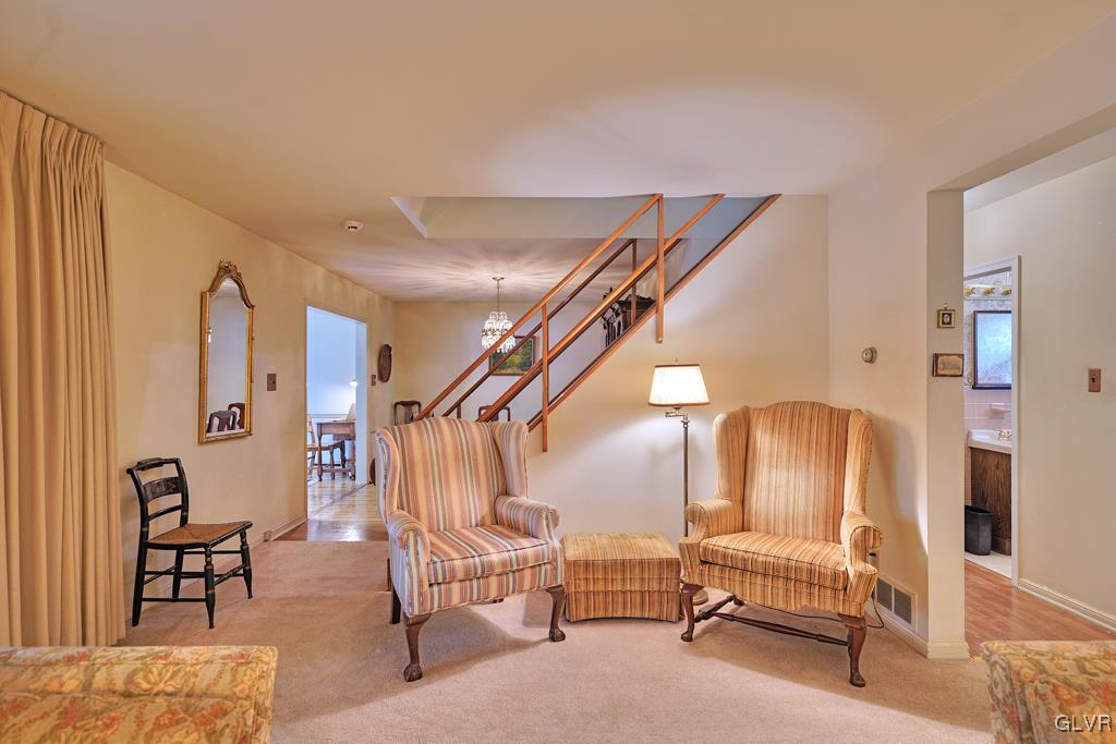 2170 Barrington Road Bethlehem, PA 18018 - Photo 8 of 39 Gallery Image 8