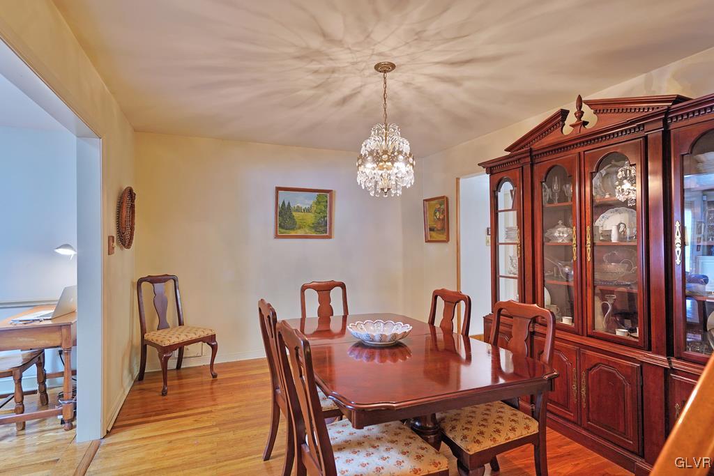 2170 Barrington Road Bethlehem, PA 18018 - Photo 9 of 39 Gallery Image 9