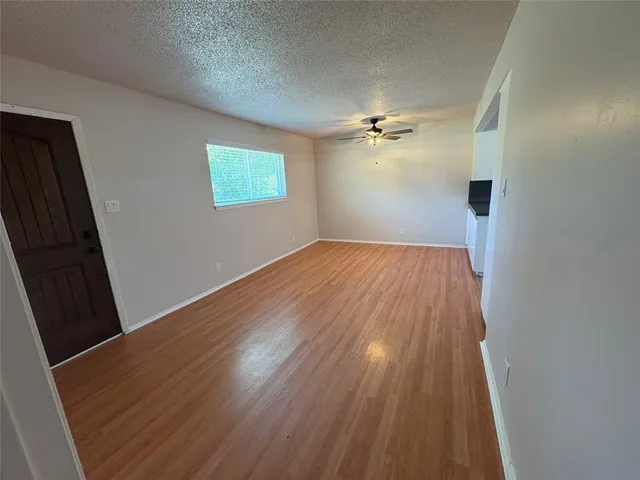 $1,400 | 15304 Tacon Lane, Unit B, Pflugerville, TX 78660