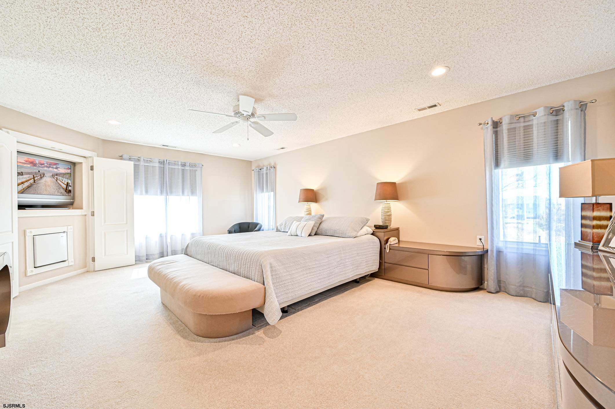 16 Collette Circle Brigantine, NJ 08203 - Photo 11 of 35