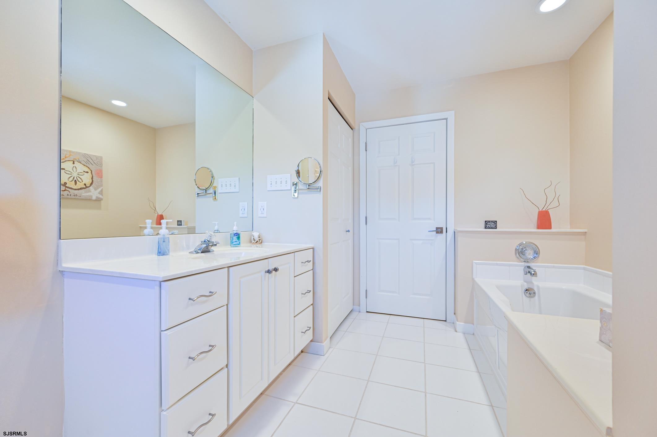 16 Collette Circle Brigantine, NJ 08203 - Photo 19 of 35