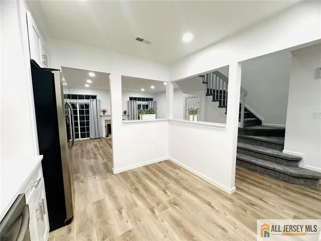 $3,200 | 16 Gerard Place, Parlin, NJ 08859