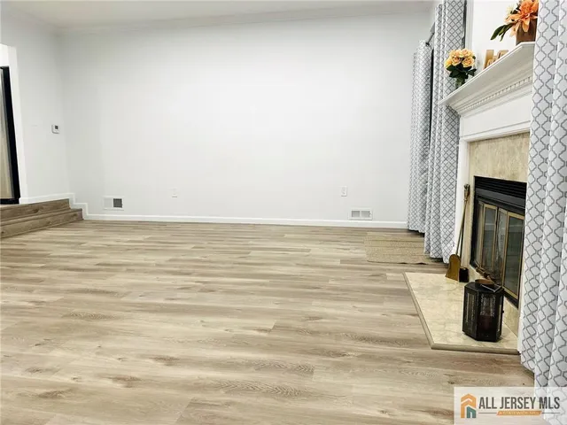 $3,200 | 16 Gerard Place, Parlin, NJ 08859