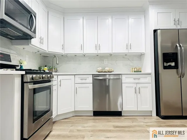 $3,200 | 16 Gerard Place, Parlin, NJ 08859