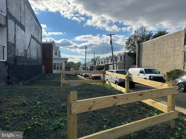 a backyard of a house