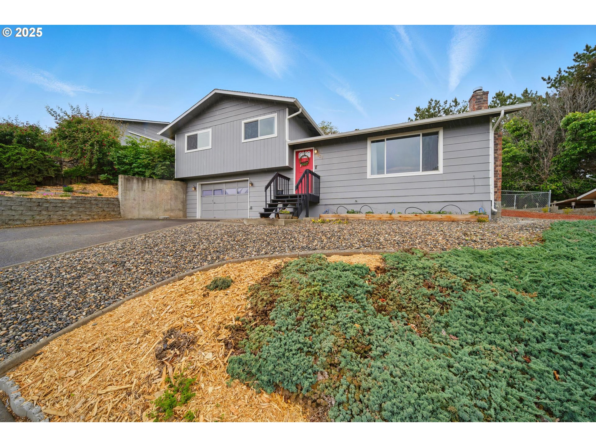 937 Southeast 2nd Street Pendleton, OR 97801 - Photo 3 of 35 Gallery Image 3