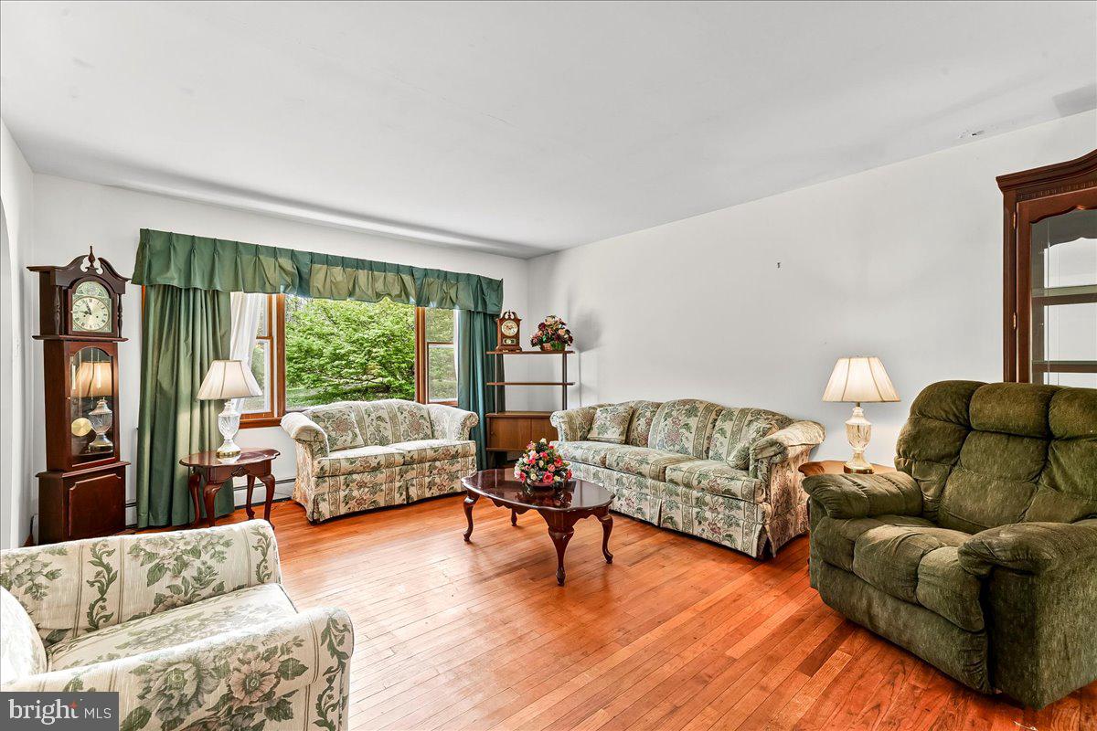 258 Walker Road Landenberg, PA 19350 - Photo 5 of 24