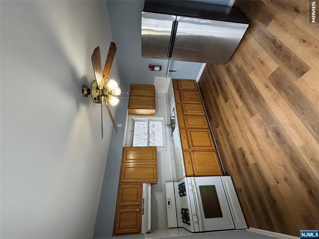 92 Bergen Turnpike, Unit 2 Ridgefield Park, NJ 07660 - Photo 2 of 9