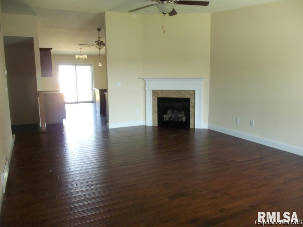 4819 Chestnut Drive Springfield, IL 62711 - Photo 5 of 10 Gallery Image 5