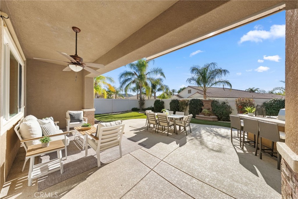 1669 Via Simpatico Hemet, CA 92545 - Photo 34 of 58 Backyard with vinyl fencing