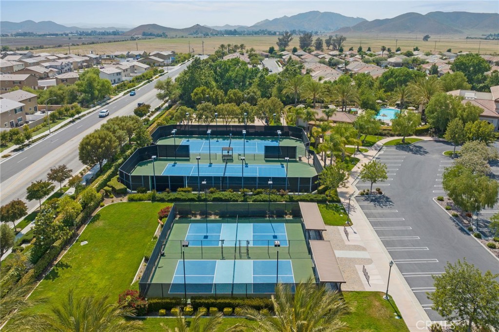 1669 Via Simpatico Hemet, CA 92545 - Photo 46 of 58