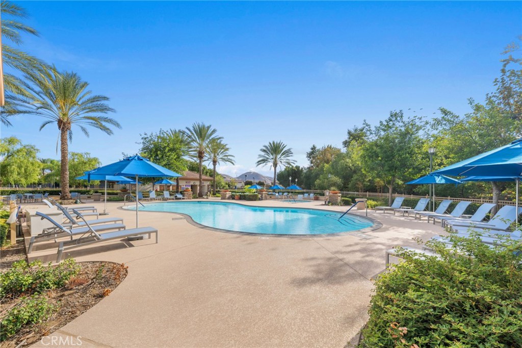 1669 Via Simpatico Hemet, CA 92545 - Photo 50 of 58 Outdoor community pool