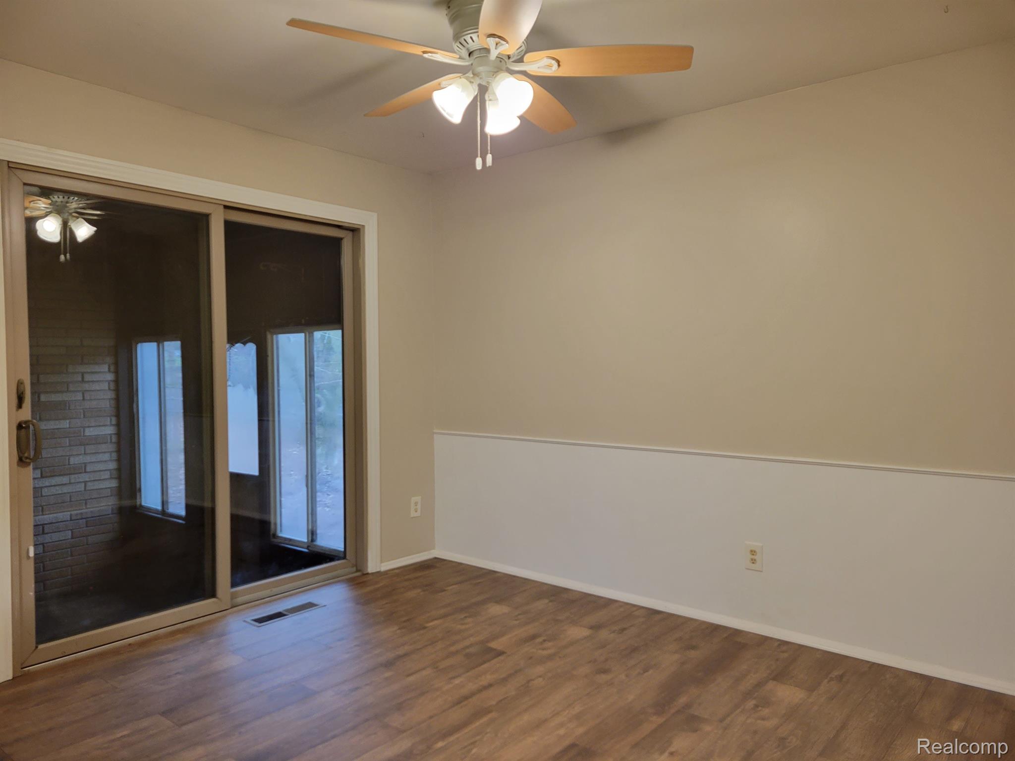 1439 Butcher Road Fenton, MI 48430 - Photo 11 of 26 Gallery Image 11
