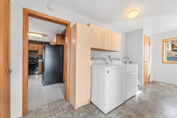 $185,000 | 413 South Sherman Street, Houston, MN 55943