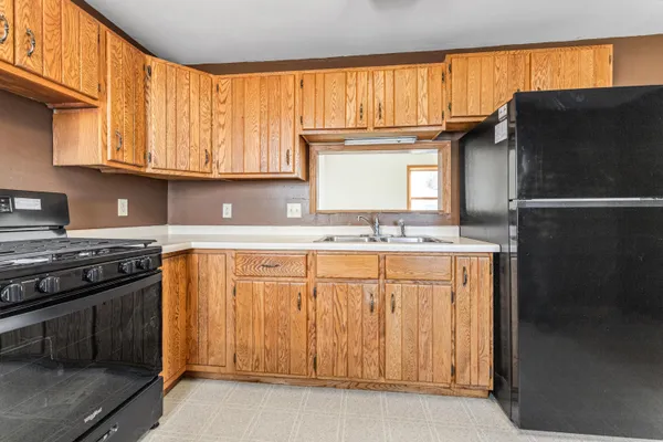 $185,000 | 413 South Sherman Street, Houston, MN 55943