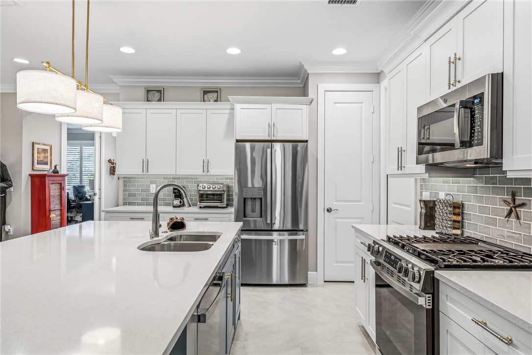 6012 Bella Rosa Lane Vero Beach, FL 32966 - Photo 16 of 36