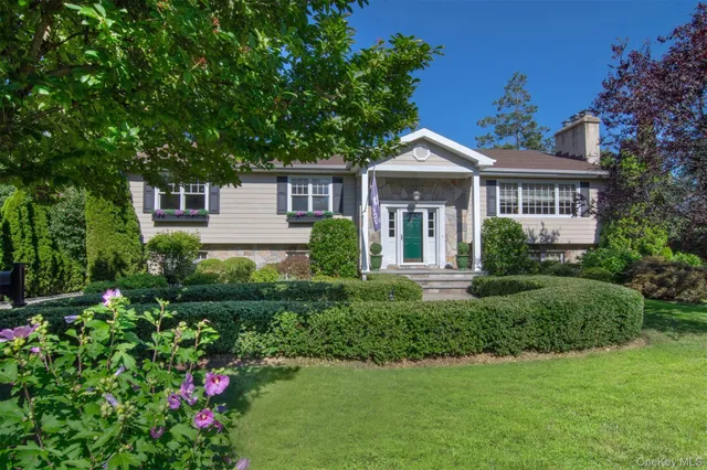 $2,395,000 | 9 White Plains Road, Bronxville, NY 10708