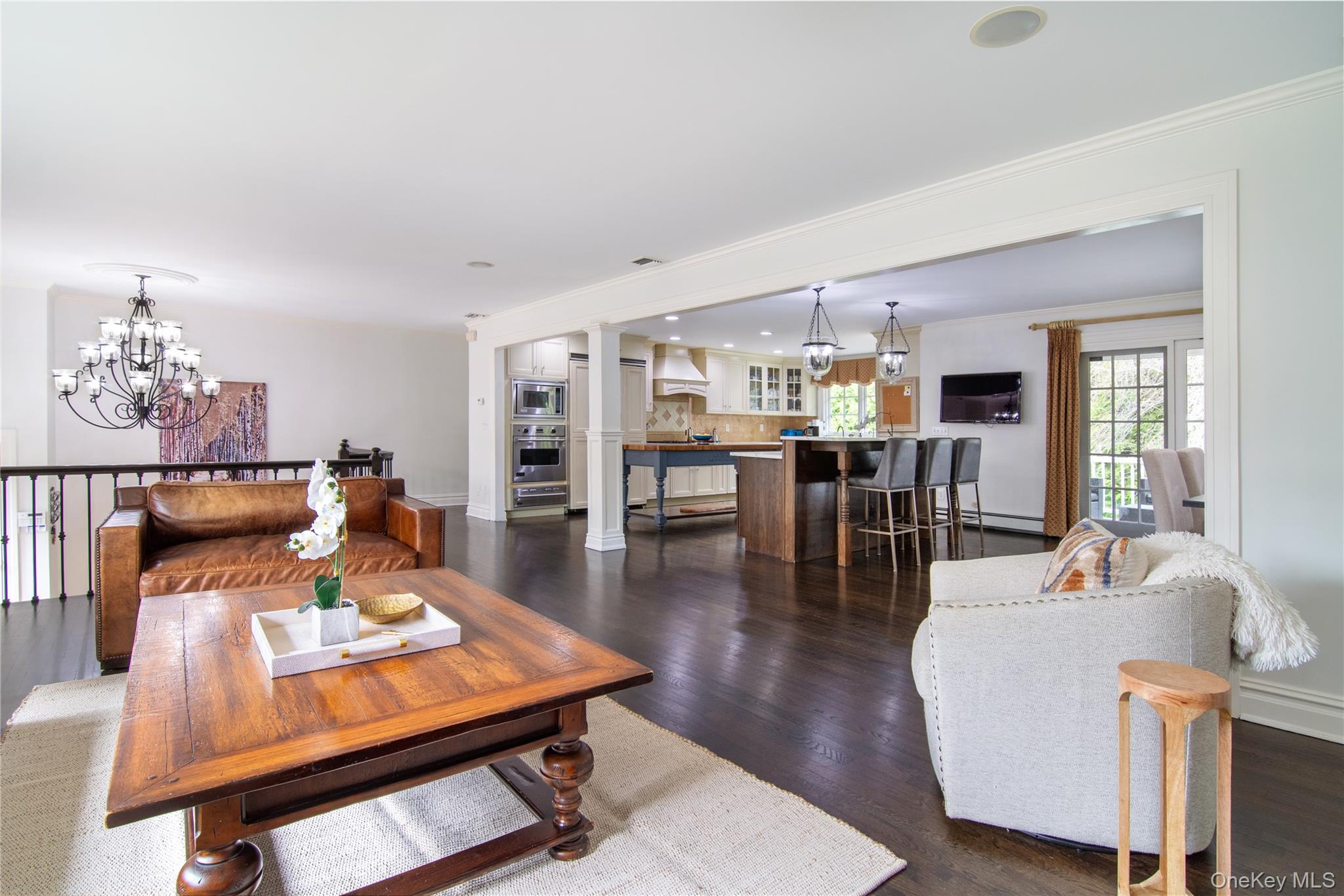 9 White Plains Road Bronxville, NY 10708 - Photo 4 of 29