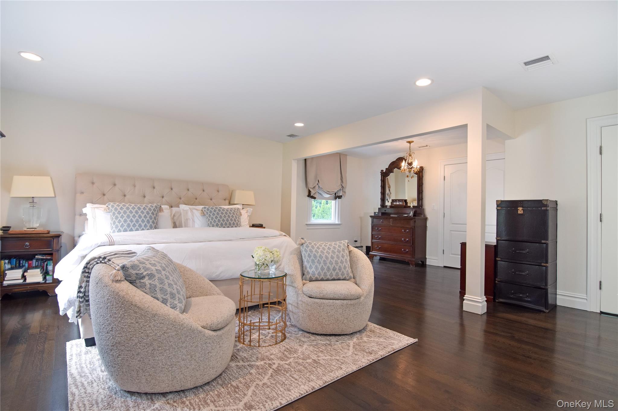 9 White Plains Road Bronxville, NY 10708 - Photo 9 of 29