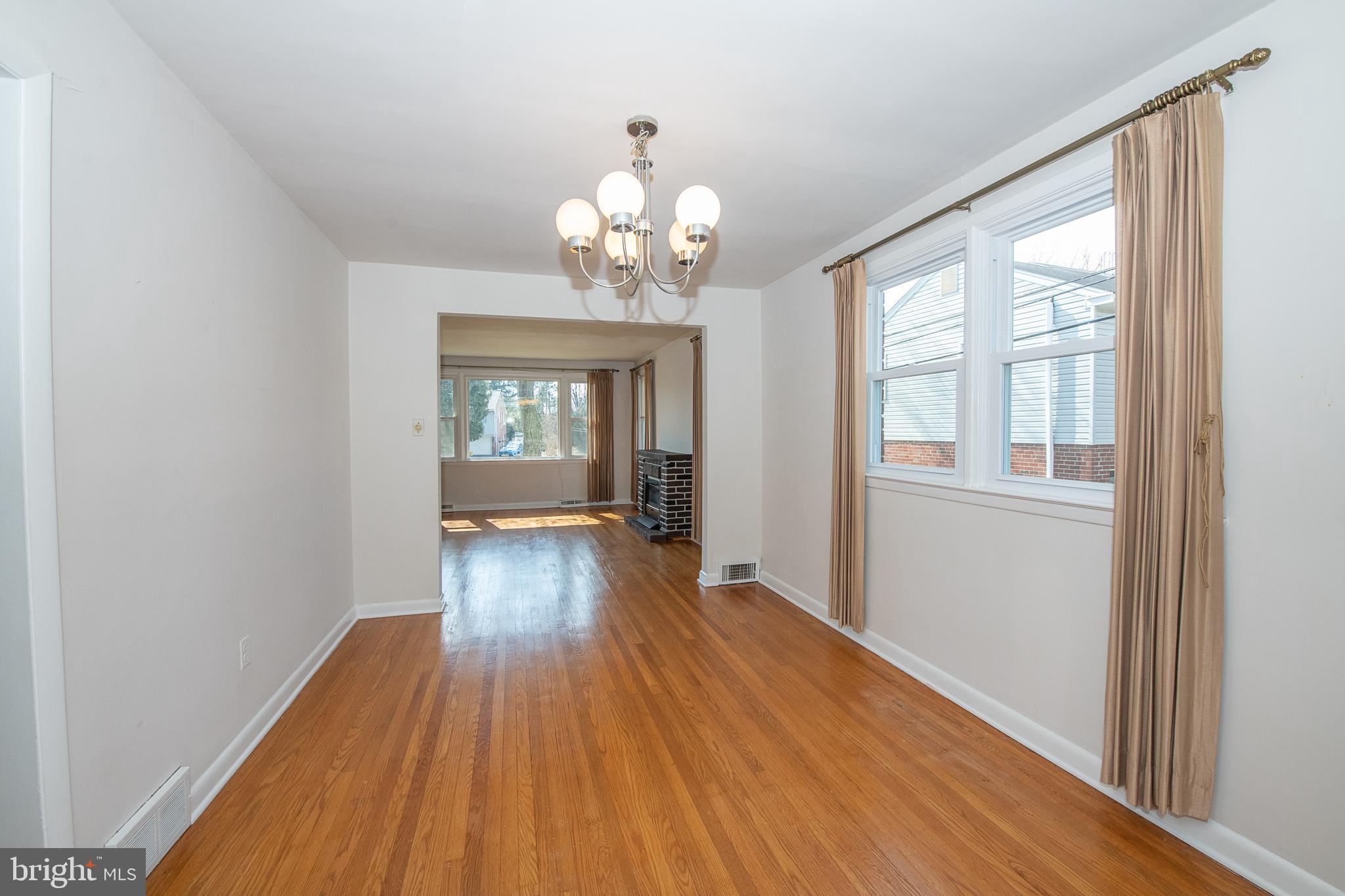 644 Evans Road Springfield, PA 19064 - Photo 13 of 50 Dining Room