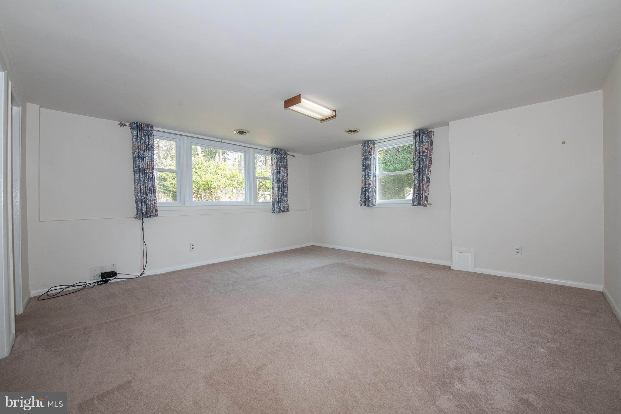 644 Evans Road Springfield, PA 19064 - Photo 31 of 50 Family Room