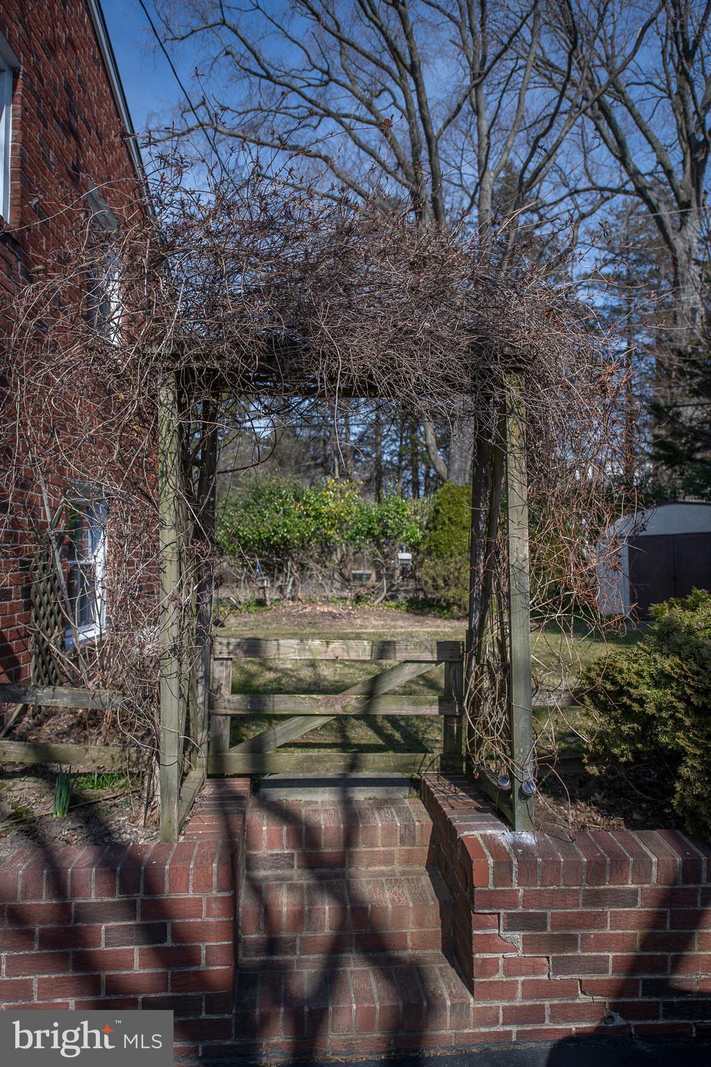 644 Evans Road Springfield, PA 19064 - Photo 49 of 50 Yard Entrance from Driveway