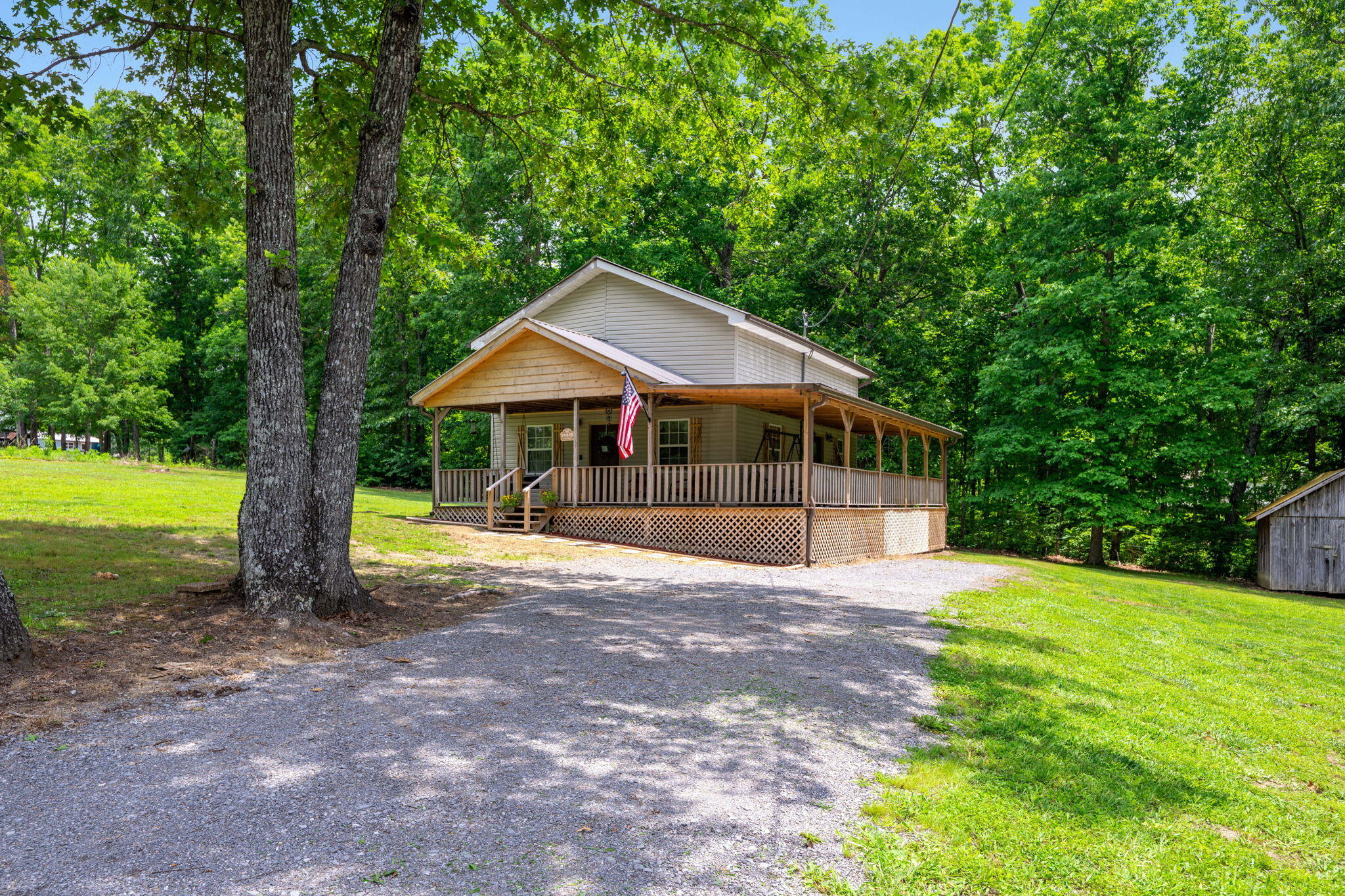 163 Thompson Road Dunlap, TN 37327 - Photo 4 of 38 4-web-or-mls-DSC_6849