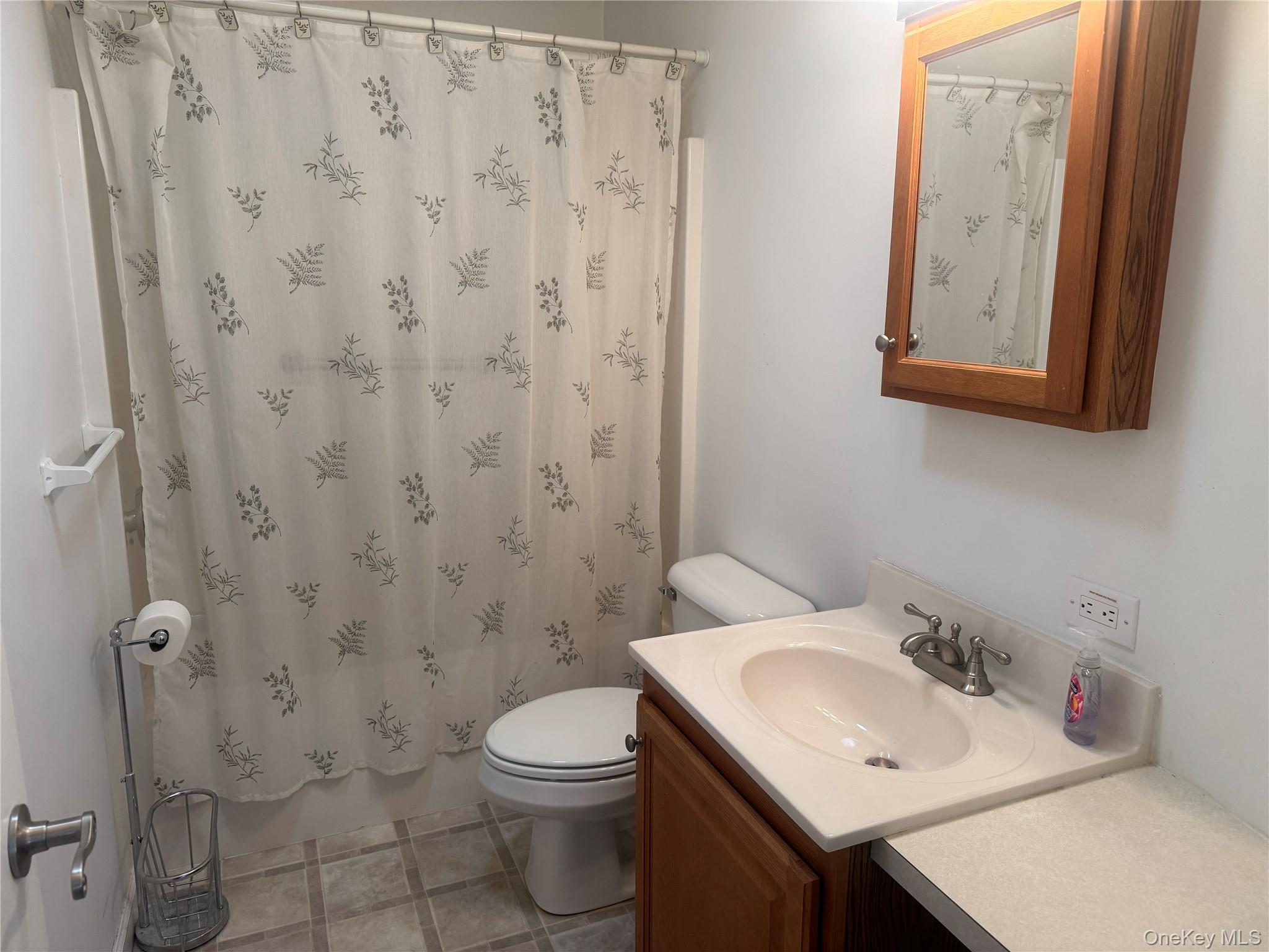 1407 Middle Road, Unit 275 Calverton, NY 11933 - Photo 17 of 24