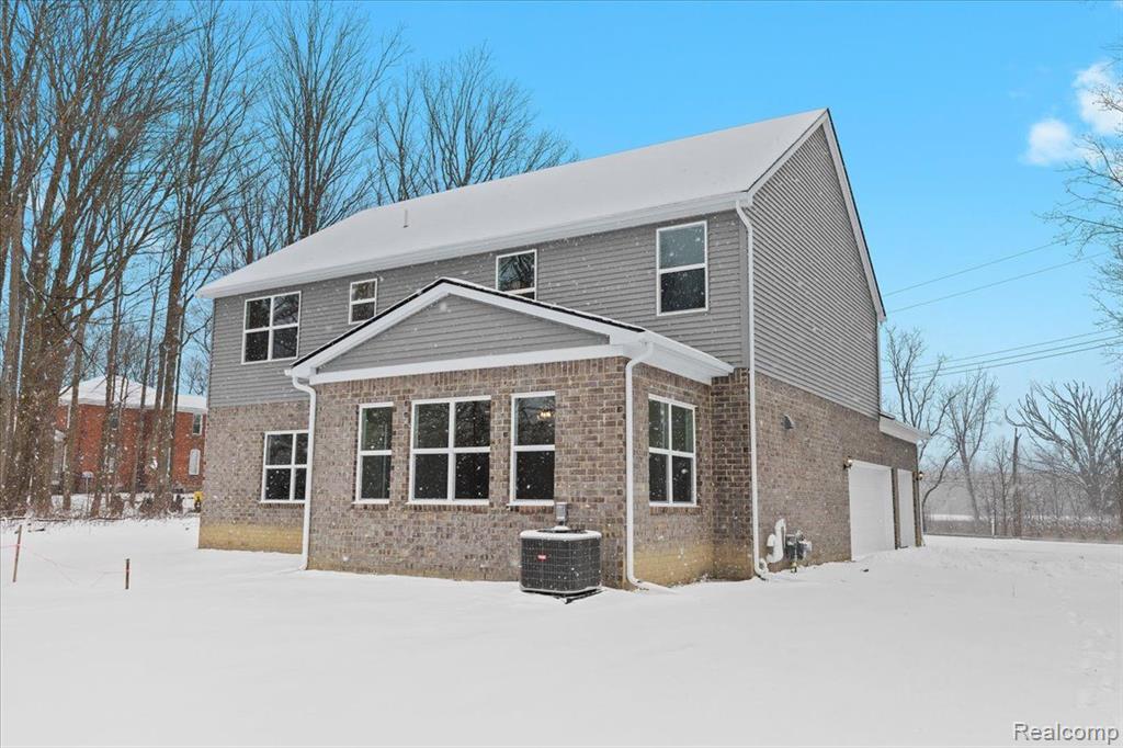 59532 Eight Mile Road South Lyon, MI 48178 - Photo 38 of 41 Gallery Image 38