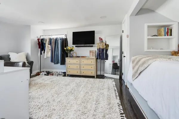 $1,699,000 | 421 North Delavan Avenue, Margate City, NJ 08402