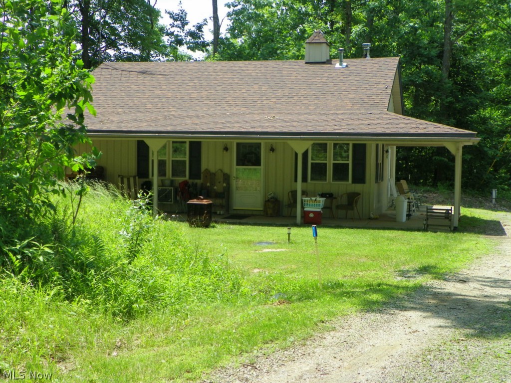 6042 Terrace Road Southwest Sherrodsville, OH 44675 - Photo 4 of 12