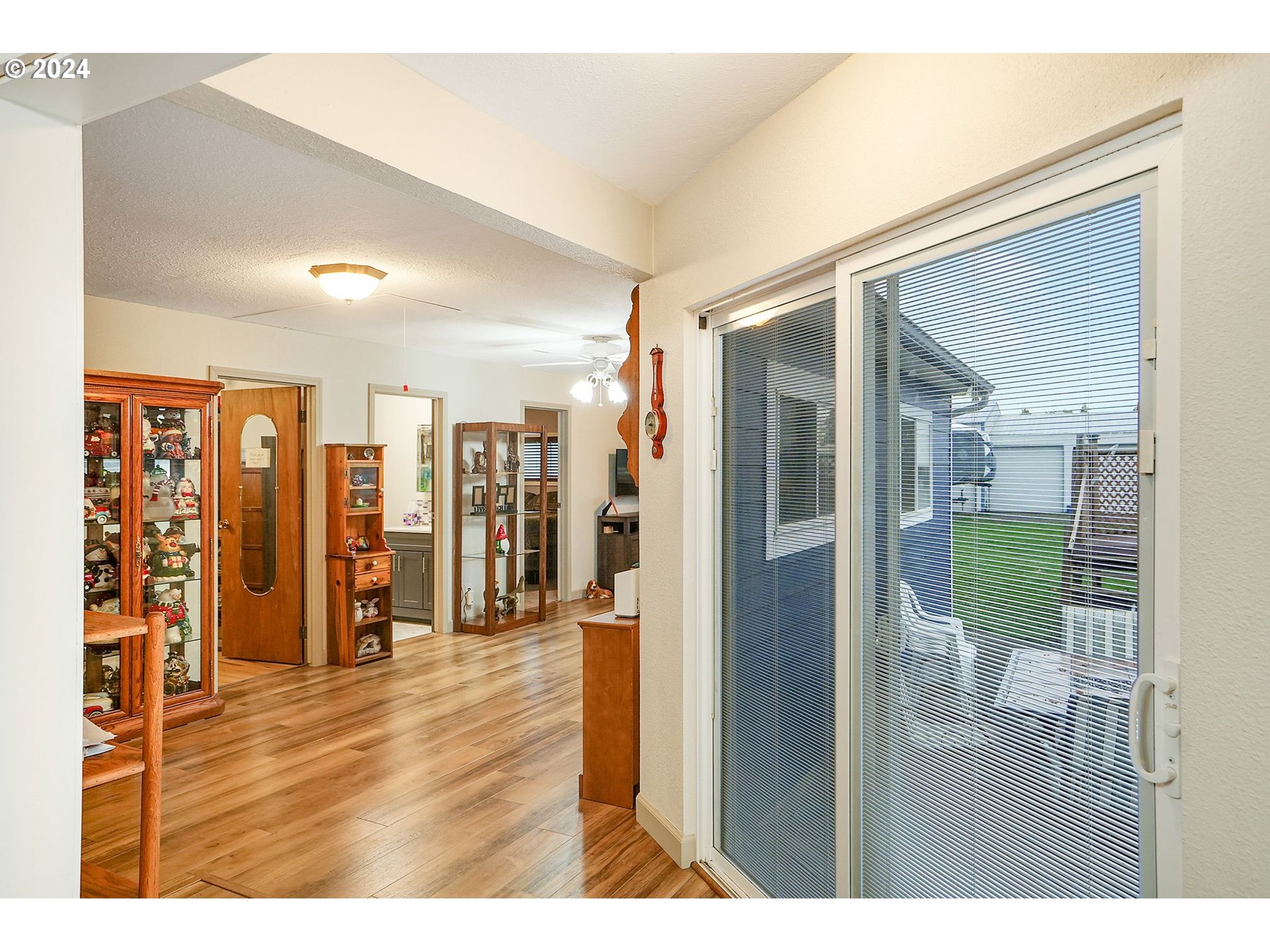 4837 Auburn Road Northeast Salem, OR 97301 - Photo 11 of 33 Gallery Image 11