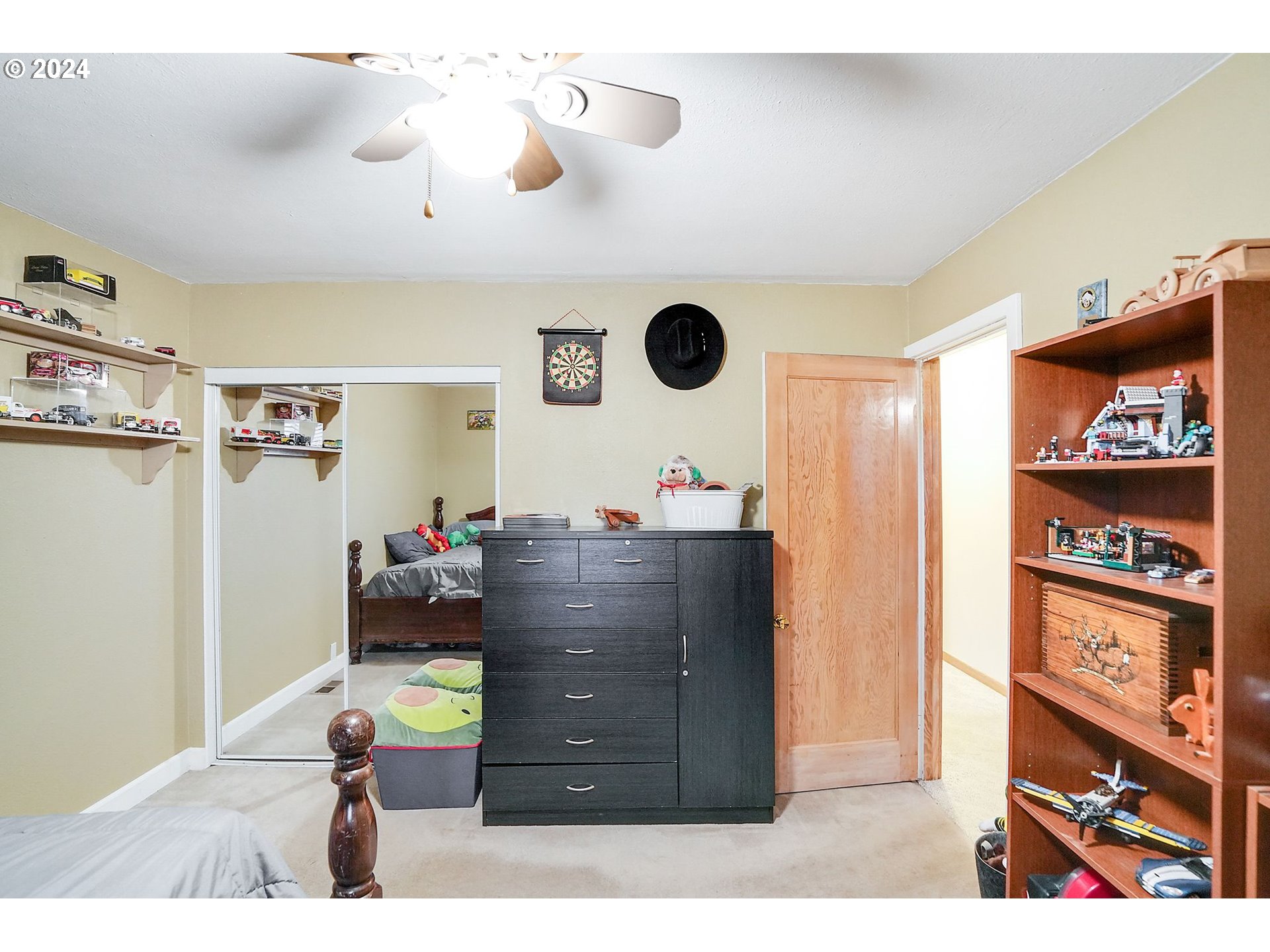4837 Auburn Road Northeast Salem, OR 97301 - Photo 16 of 33 Gallery Image 16