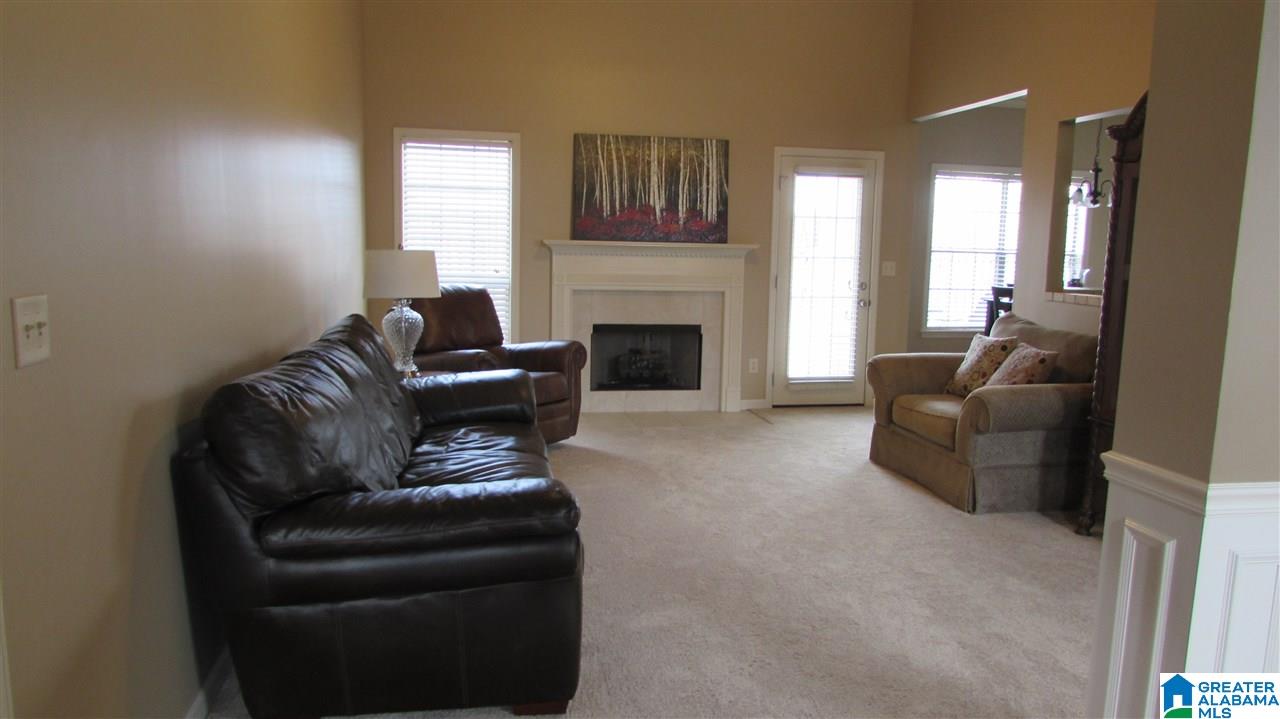 125 Londonderry Alabaster, AL 35114 - Photo 4 of 48