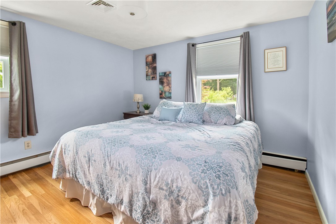 114 Johnson Boulevard Coventry, RI 02816 - Photo 12 of 27